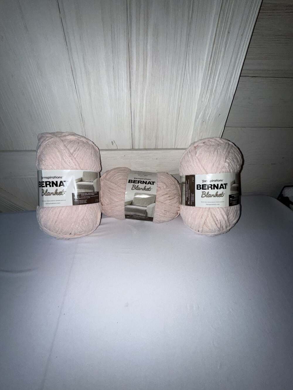 Bernat Blanket Yarn 3 Skeins Super Bulky Polyester Blush Pink